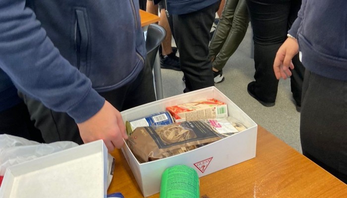 Year 3 Get well soon cards & Shoe charity box